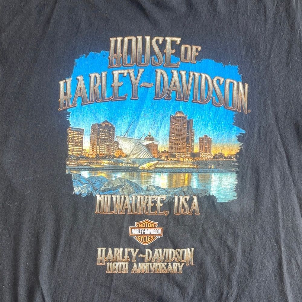 Harley Davidson House Of Harley Milwaukee 110th Anniversary
T-Shirt Mens XLarge